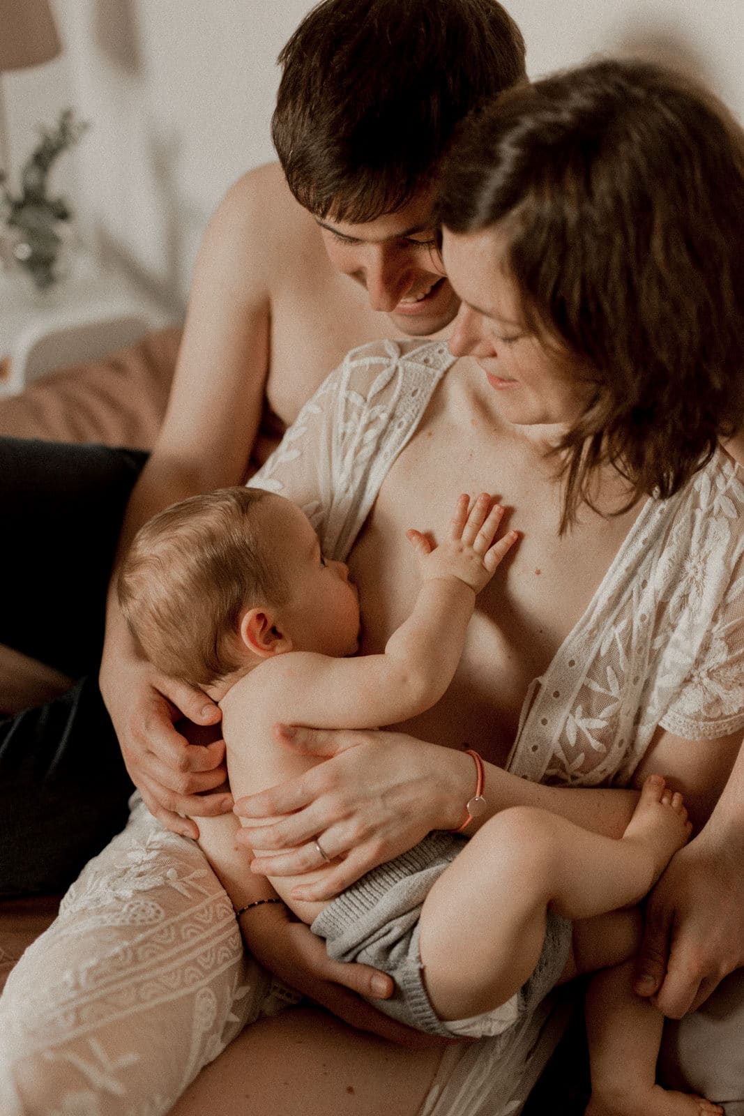 photographe bébé nouveau né allaitement caen calvados normandie