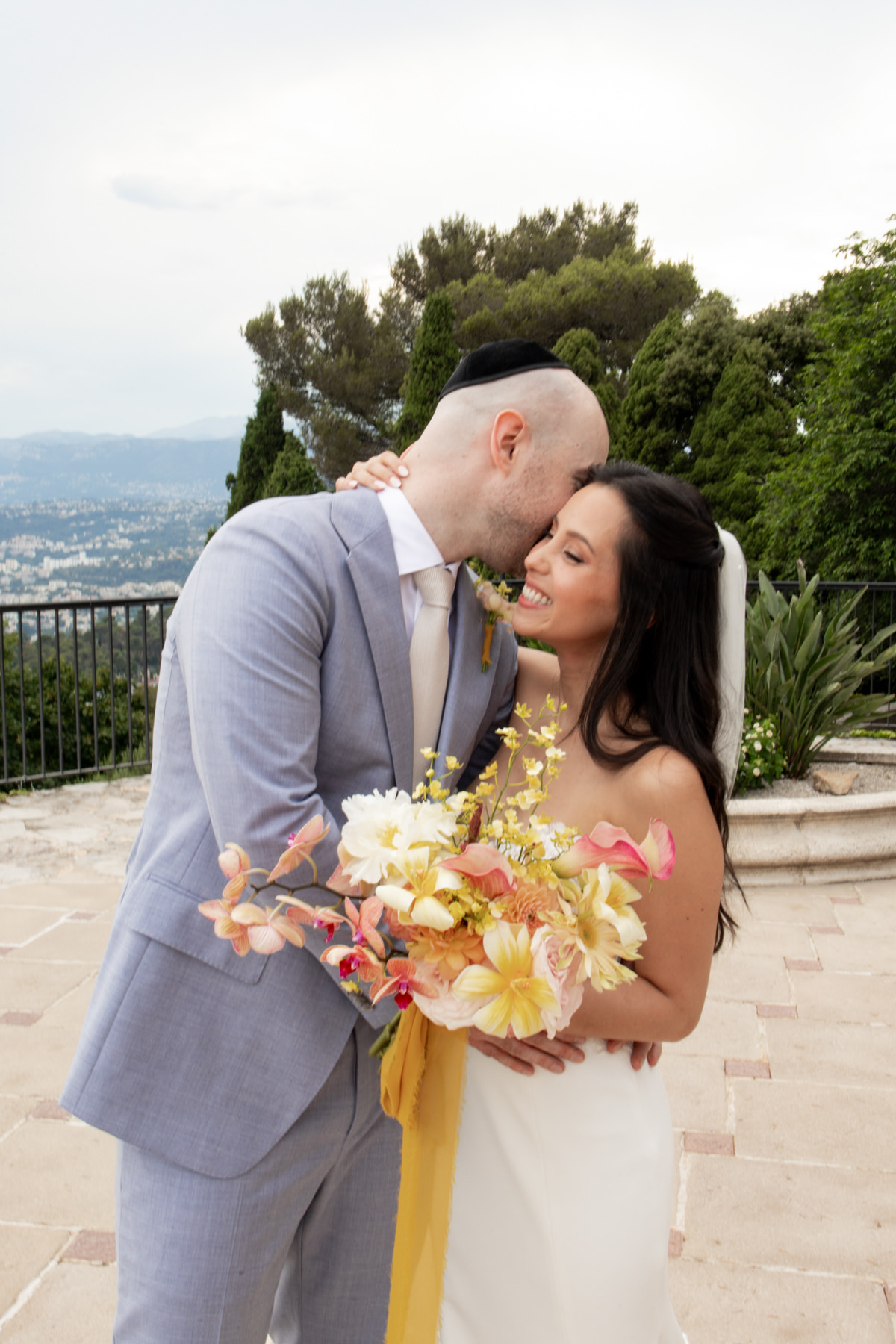 TYPHAINE BENOIT PHOTOGRAPHE VIDEASTE MARIAGE DUO PHOTO FILM MODERNE ELEGANT